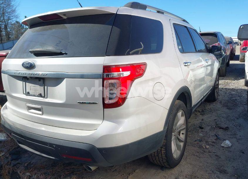 Photo 4 of 2013 Ford Explorer XLT (VIN 1FM5K7D81DGC48033)
