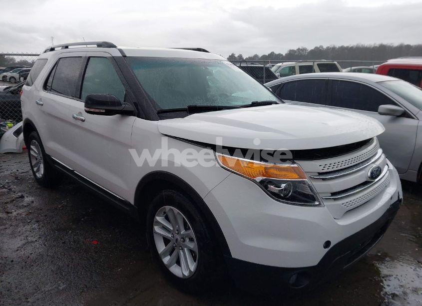 2013 Ford Explorer XLT (VIN 1FM5K7D81DGC89908) main photo