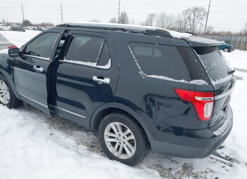 Photo 3 of 2014 Ford Explorer XLT (VIN 1FM5K7D81EGA18803)