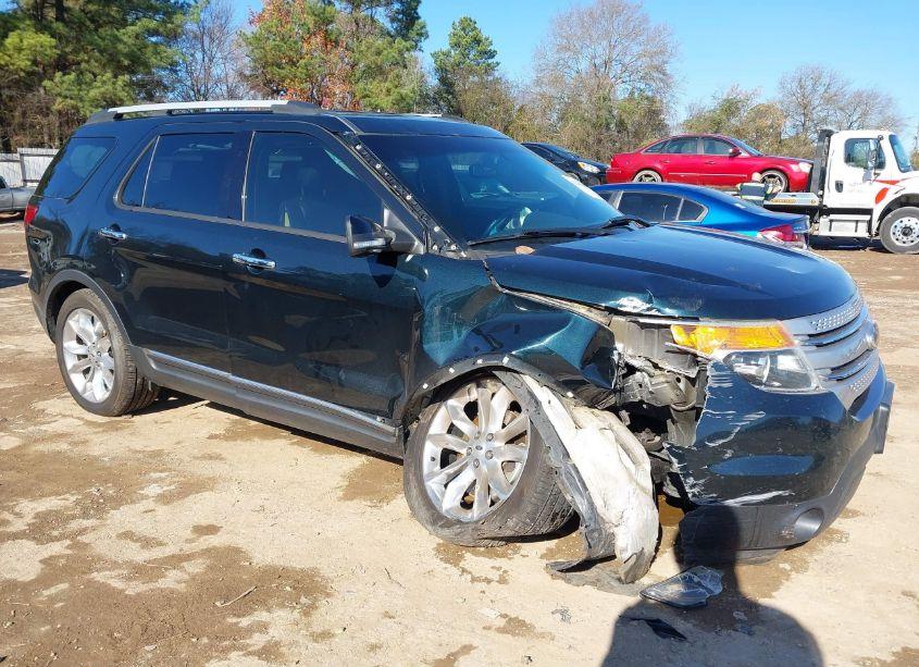 2014 Ford Explorer XLT (VIN 1FM5K7D81EGB23857) main photo