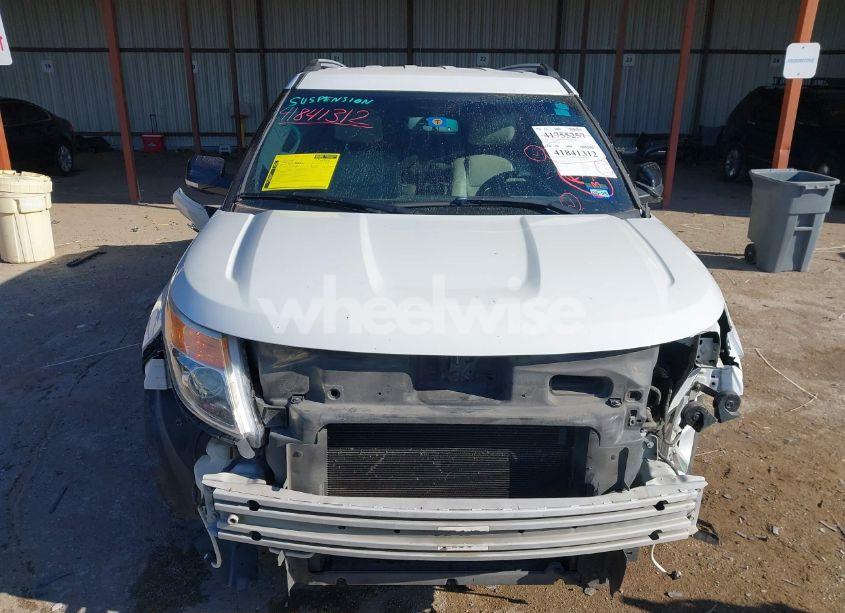 Photo 12 of 2014 Ford Explorer XLT (VIN 1FM5K7D81EGB78261)