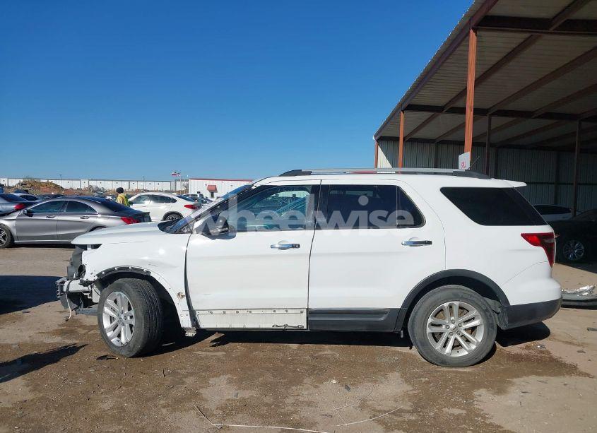 Photo 14 of 2014 Ford Explorer XLT (VIN 1FM5K7D81EGB78261)