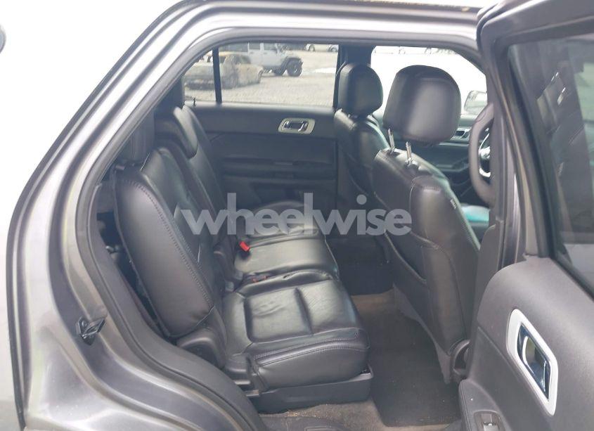 Photo 8 of 2014 Ford Explorer XLT (VIN 1FM5K7D81EGC05331)