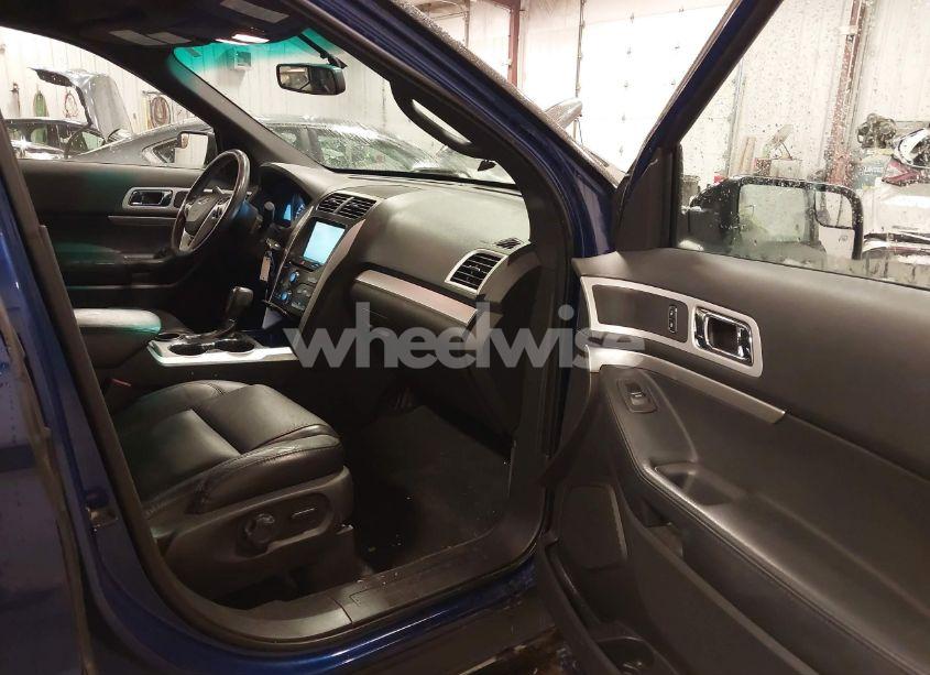 Photo 5 of 2015 Ford Explorer XLT (VIN 1FM5K7D81FGA63273)