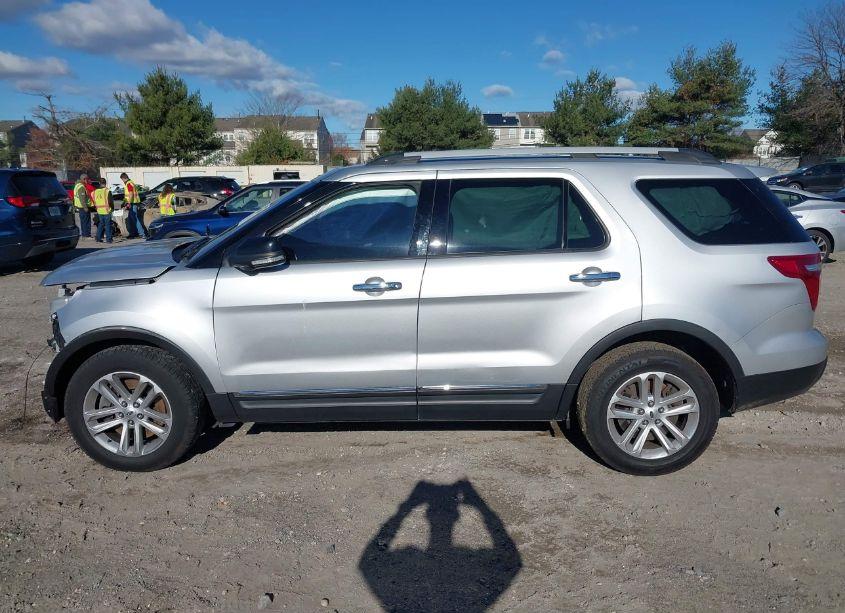 Photo 14 of 2015 Ford Explorer XLT (VIN 1FM5K7D81FGB56357)