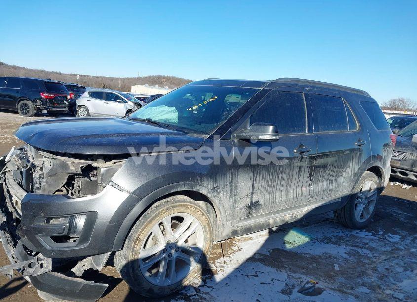 Photo 14 of 2016 Ford Explorer XLT (VIN 1FM5K7D81GGA61850)