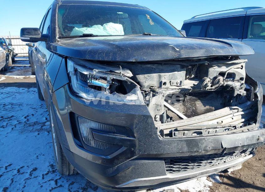 Photo 18 of 2016 Ford Explorer XLT (VIN 1FM5K7D81GGA61850)