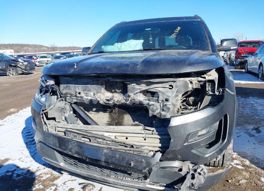 Photo 6 of 2016 Ford Explorer XLT (VIN 1FM5K7D81GGA61850)