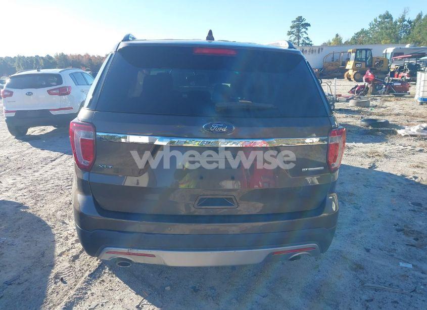 Photo 16 of 2016 Ford Explorer XLT (VIN 1FM5K7D81GGB58336)
