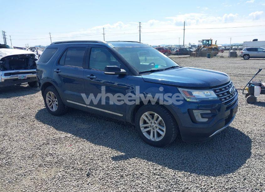 2017 Ford Explorer XLT (VIN 1FM5K7D81HGB46026) main photo