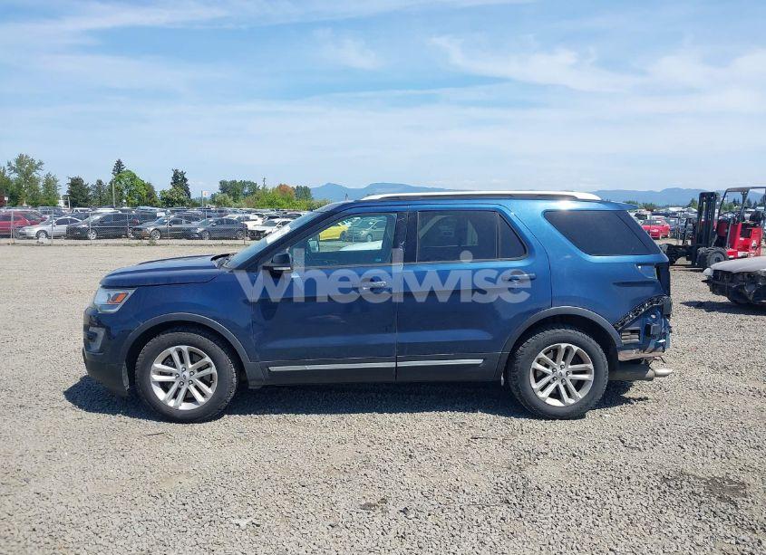 Photo 15 of 2017 Ford Explorer XLT (VIN 1FM5K7D81HGB46026)
