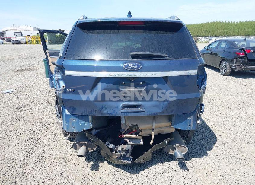Photo 6 of 2017 Ford Explorer XLT (VIN 1FM5K7D81HGB46026)