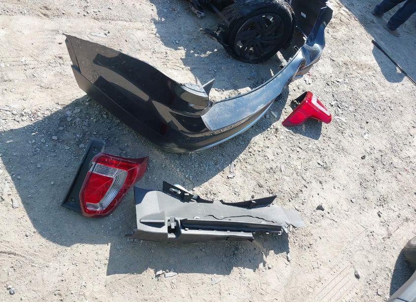 Photo 12 of 2017 Ford Explorer XLT (VIN 1FM5K7D81HGD86502)