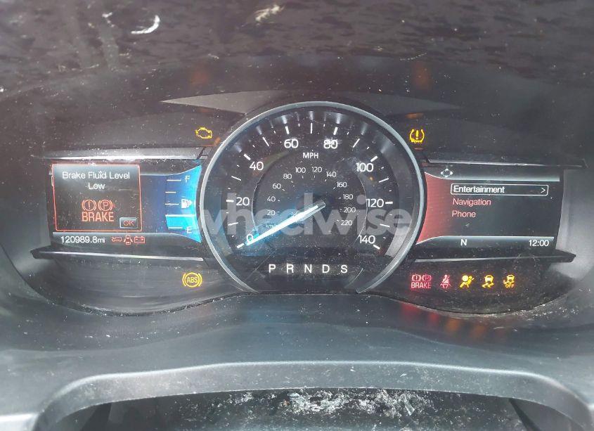 Photo 7 of 2018 Ford Explorer XLT (VIN 1FM5K7D81JGA97433)