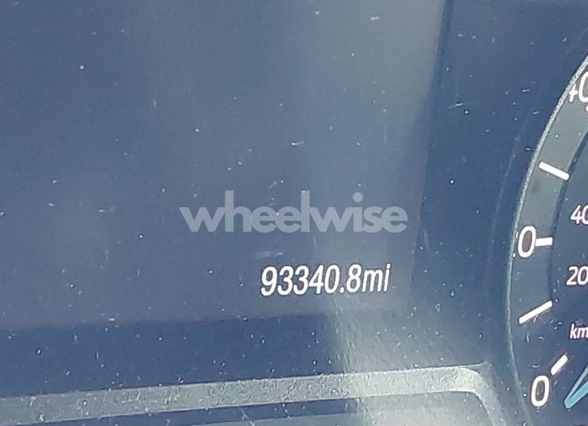 Photo 15 of 2018 Ford Explorer XLT (VIN 1FM5K7D81JGC48402)