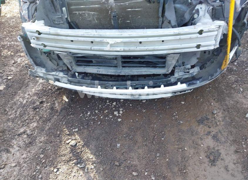 Photo 6 of 2018 Ford Explorer XLT (VIN 1FM5K7D81JGC48402)