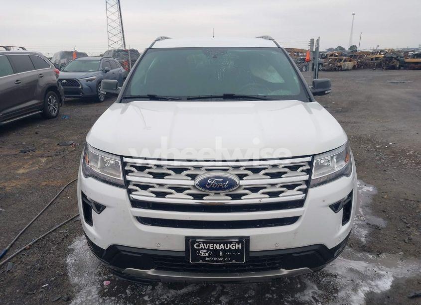 Photo 12 of 2019 Ford Explorer XLT (VIN 1FM5K7D81KGA84196)
