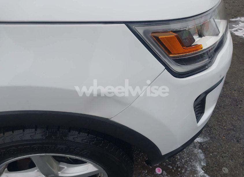 Photo 17 of 2019 Ford Explorer XLT (VIN 1FM5K7D81KGA84196)