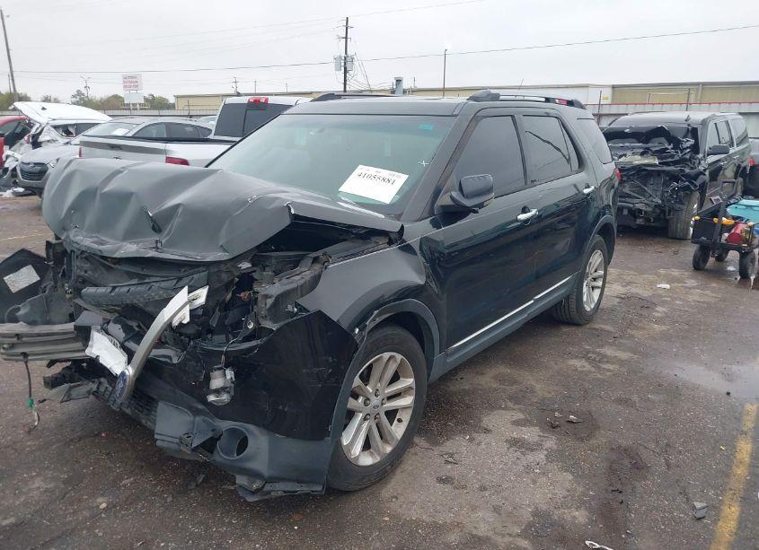 Photo 2 of 2013 Ford Explorer XLT (VIN 1FM5K7D82DGA01488)