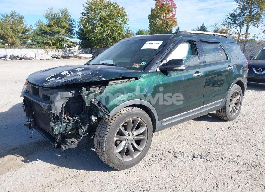 Photo 2 of 2013 Ford Explorer XLT (VIN 1FM5K7D82DGA07467)