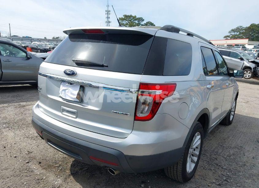 Photo 4 of 2013 Ford Explorer XLT (VIN 1FM5K7D82DGA57835)