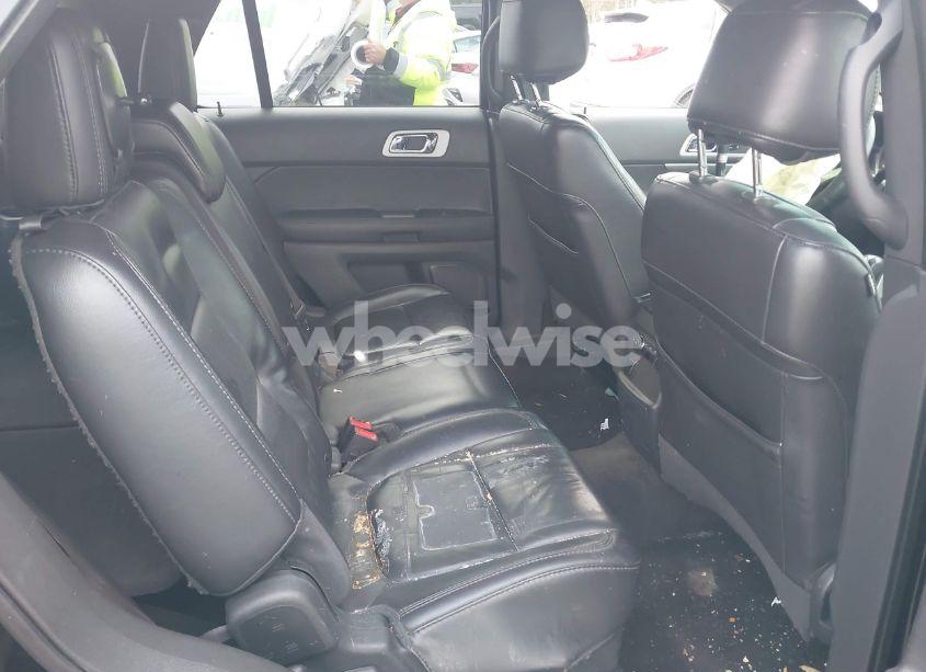 Photo 8 of 2013 Ford Explorer XLT (VIN 1FM5K7D82DGB04359)