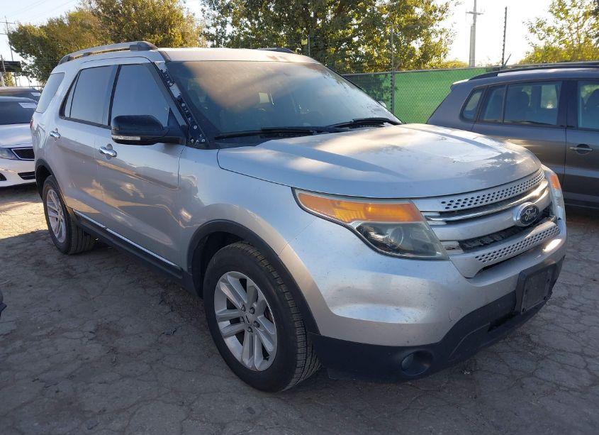 2013 Ford Explorer XLT (VIN 1FM5K7D82DGC69909) main photo
