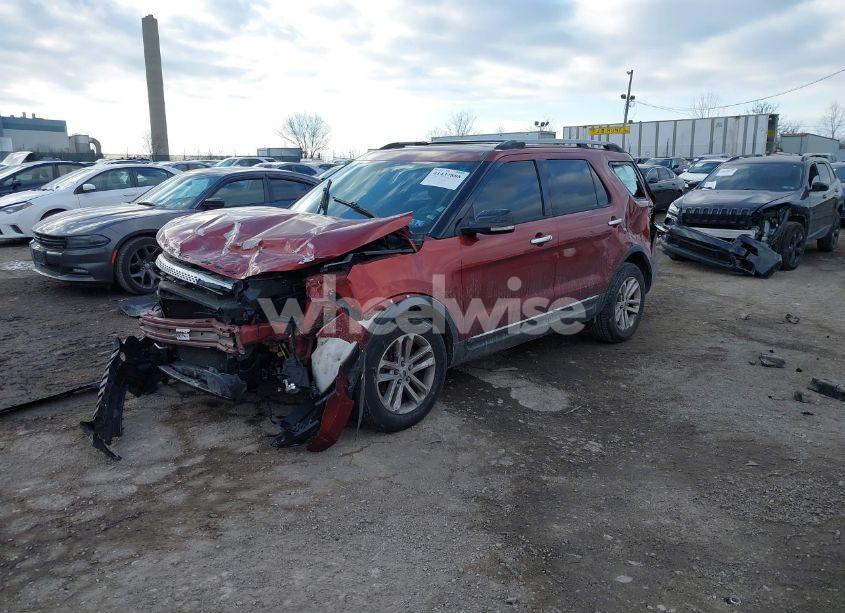 Photo 2 of 2014 Ford Explorer XLT (VIN 1FM5K7D82EGA52538)