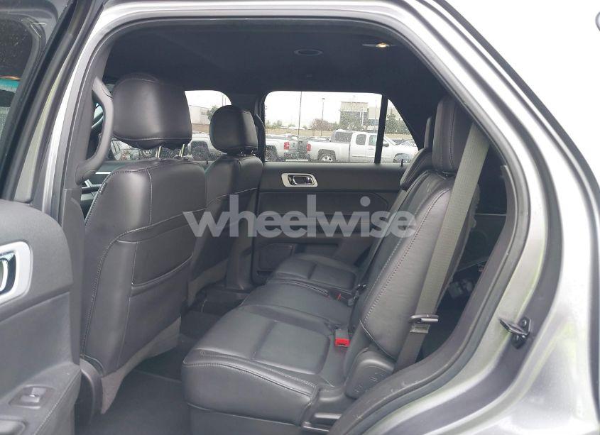 Photo 8 of 2014 Ford Explorer XLT (VIN 1FM5K7D82EGA54774)