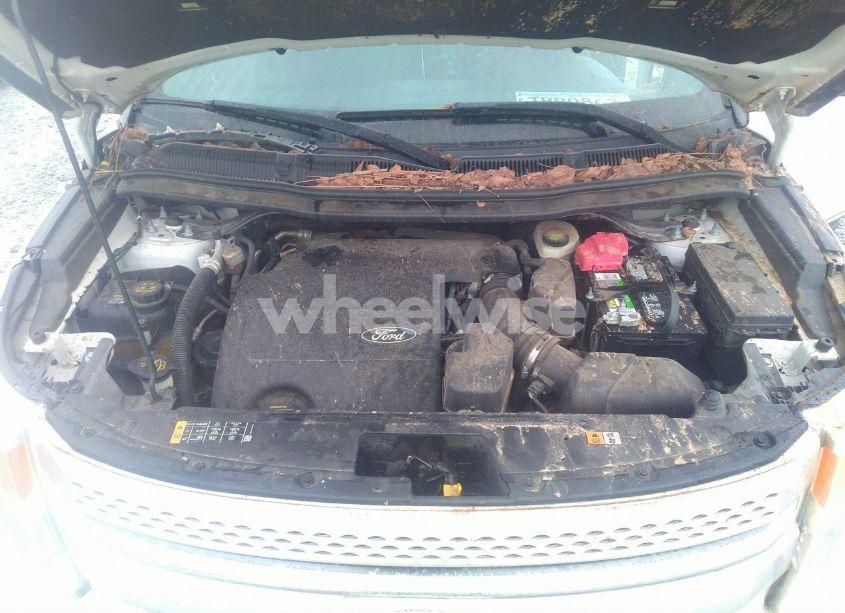 Photo 10 of 2014 Ford Explorer XLT (VIN 1FM5K7D82EGA57867)