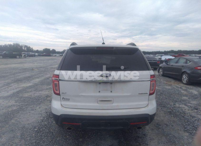 Photo 16 of 2014 Ford Explorer XLT (VIN 1FM5K7D82EGA57867)