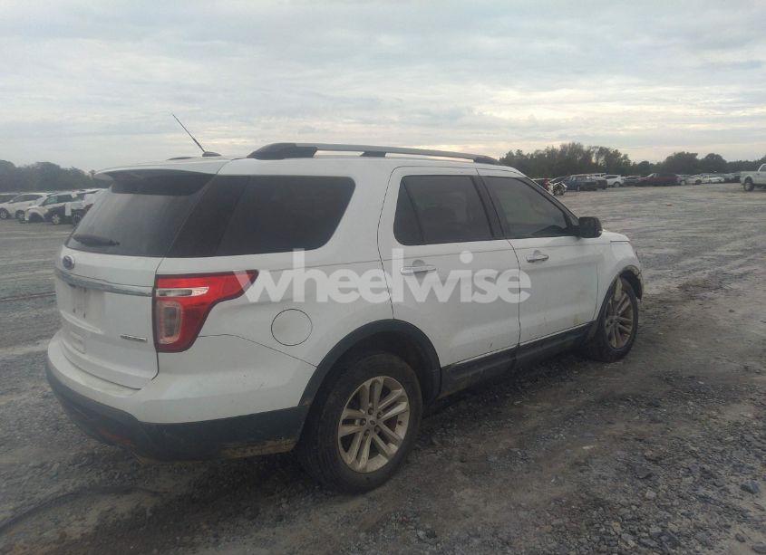 Photo 4 of 2014 Ford Explorer XLT (VIN 1FM5K7D82EGA57867)