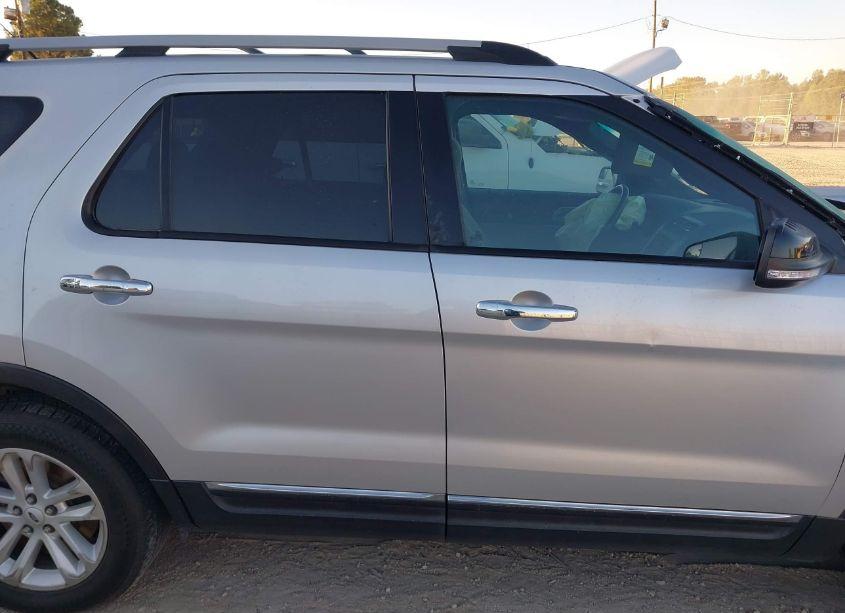 Photo 14 of 2014 Ford Explorer XLT (VIN 1FM5K7D82EGA85541)