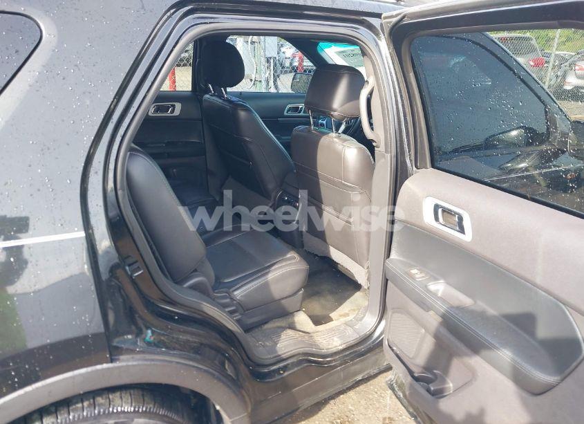 Photo 8 of 2014 Ford Explorer XLT (VIN 1FM5K7D82EGC32277)