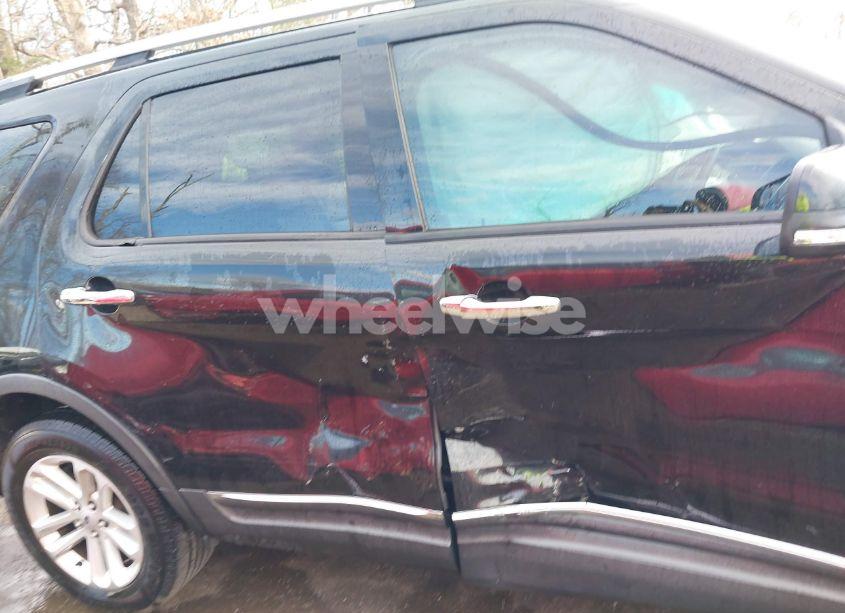 Photo 13 of 2015 Ford Explorer XLT (VIN 1FM5K7D82FGA99280)