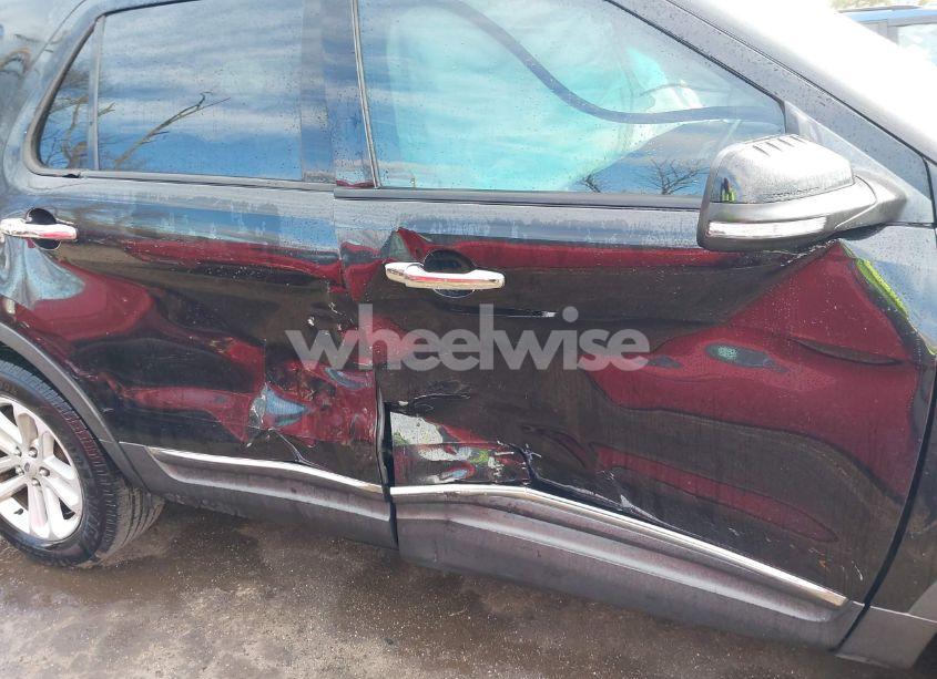 Photo 6 of 2015 Ford Explorer XLT (VIN 1FM5K7D82FGA99280)