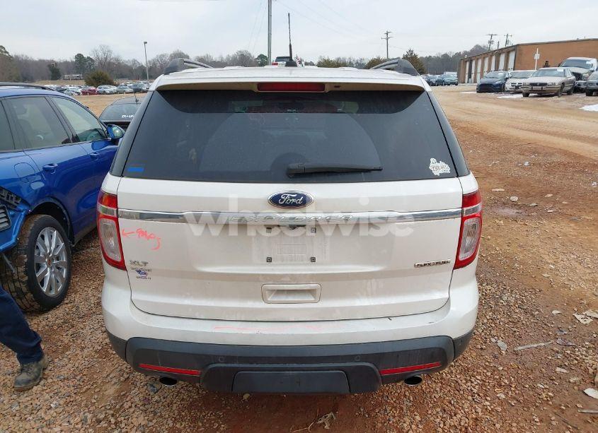 Photo 16 of 2015 Ford Explorer XLT (VIN 1FM5K7D82FGB48915)