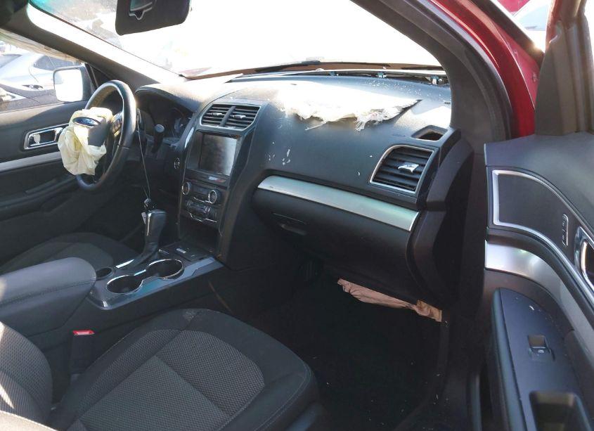 Photo 5 of 2016 Ford Explorer XLT (VIN 1FM5K7D82GGA16870)