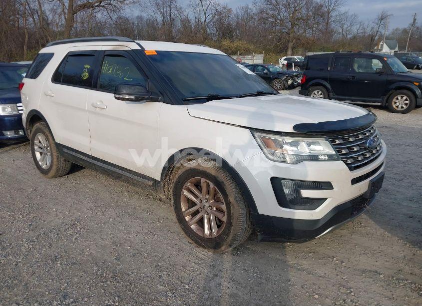 2016 Ford Explorer XLT (VIN 1FM5K7D82GGA36861) main photo