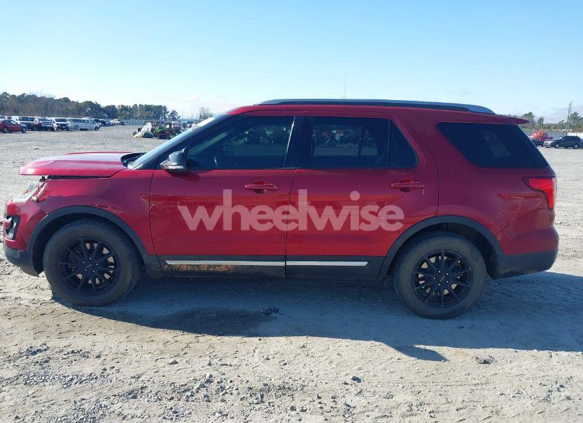 Photo 14 of 2016 Ford Explorer XLT (VIN 1FM5K7D82GGB04091)