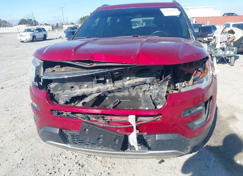 Photo 6 of 2016 Ford Explorer XLT (VIN 1FM5K7D82GGB04091)