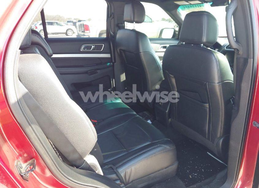 Photo 8 of 2016 Ford Explorer XLT (VIN 1FM5K7D82GGB04091)