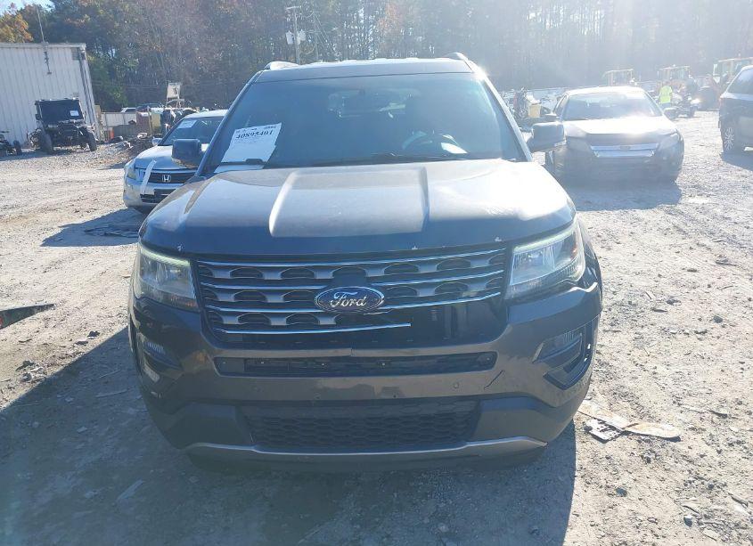 Photo 12 of 2016 Ford Explorer XLT (VIN 1FM5K7D82GGD00824)