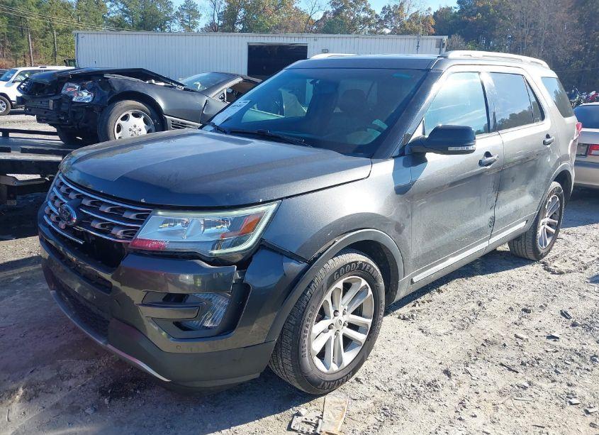 Photo 14 of 2016 Ford Explorer XLT (VIN 1FM5K7D82GGD00824)