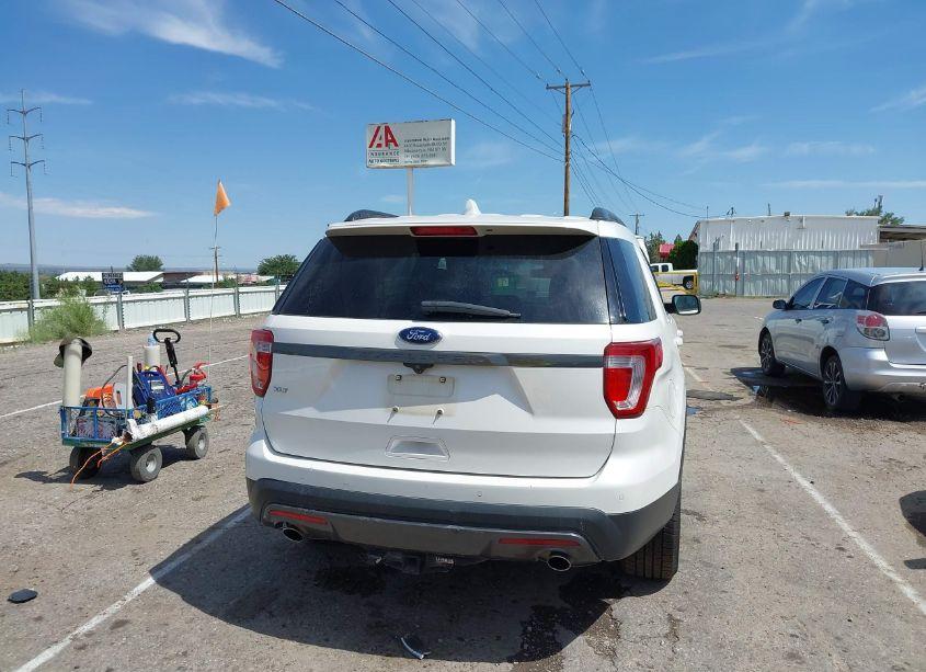 Photo 16 of 2017 Ford Explorer XLT (VIN 1FM5K7D82HGA11900)