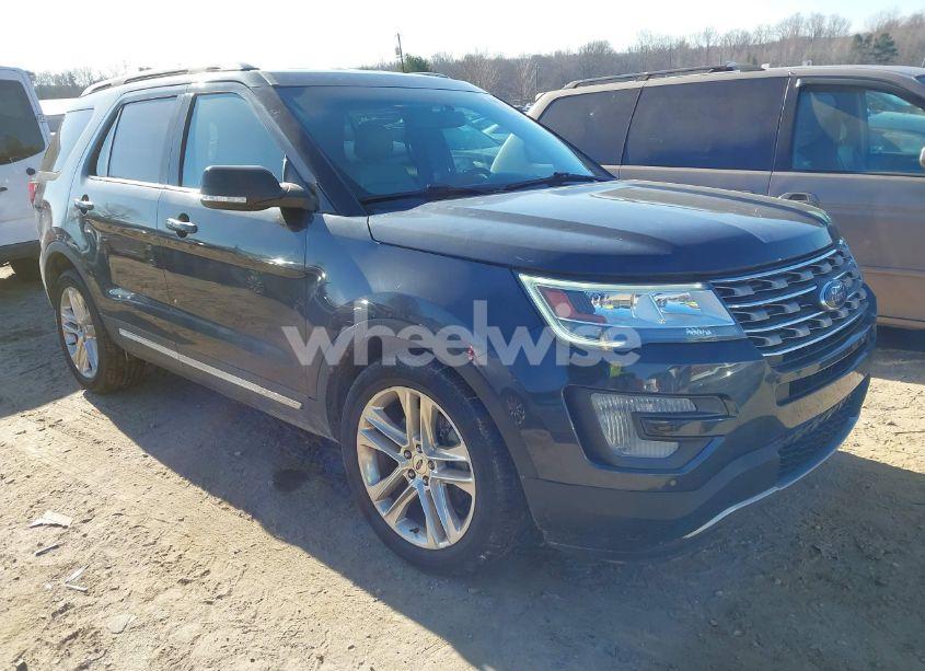 2017 Ford Explorer XLT (VIN 1FM5K7D82HGA54052) main photo