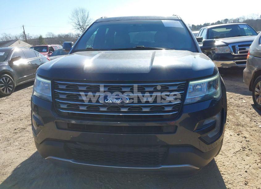 Photo 13 of 2017 Ford Explorer XLT (VIN 1FM5K7D82HGA54052)