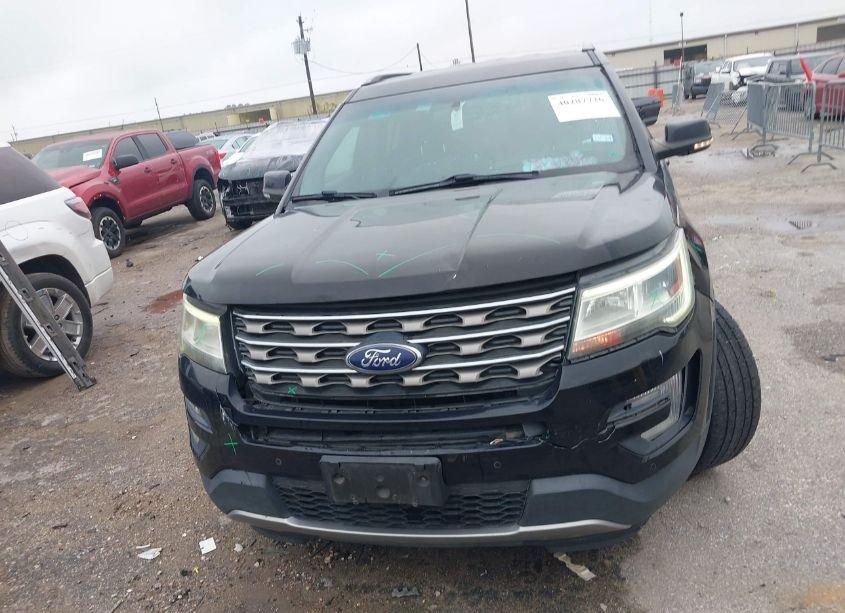 Photo 12 of 2017 Ford Explorer XLT (VIN 1FM5K7D82HGA98830)