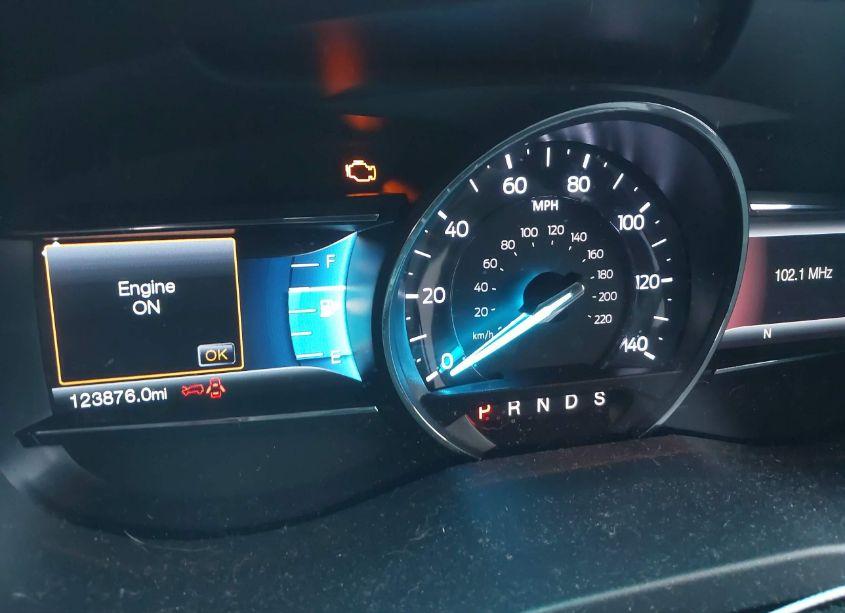 Photo 15 of 2017 Ford Explorer XLT (VIN 1FM5K7D82HGA98830)