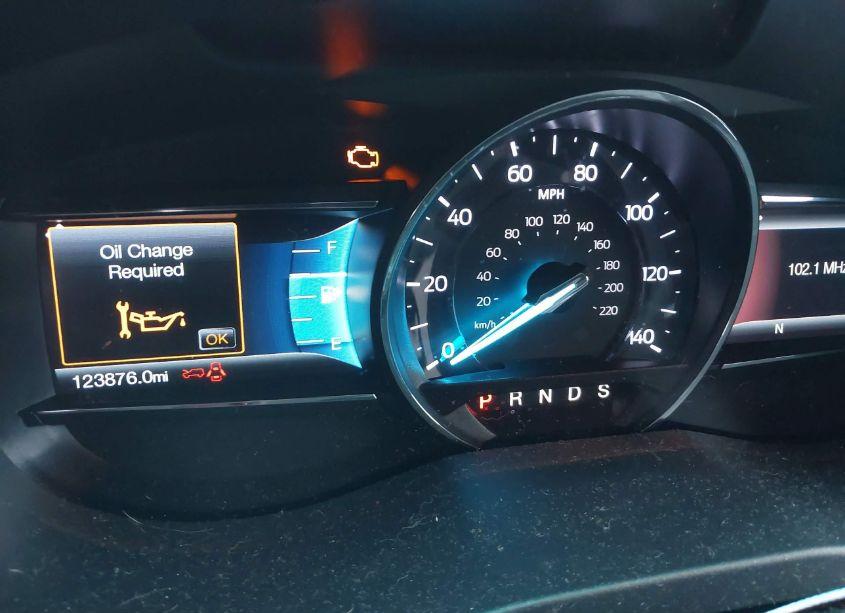 Photo 7 of 2017 Ford Explorer XLT (VIN 1FM5K7D82HGA98830)